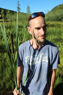 Loïc, traiteur bio et végan en Côtes-d'Armor, Bretagne.
